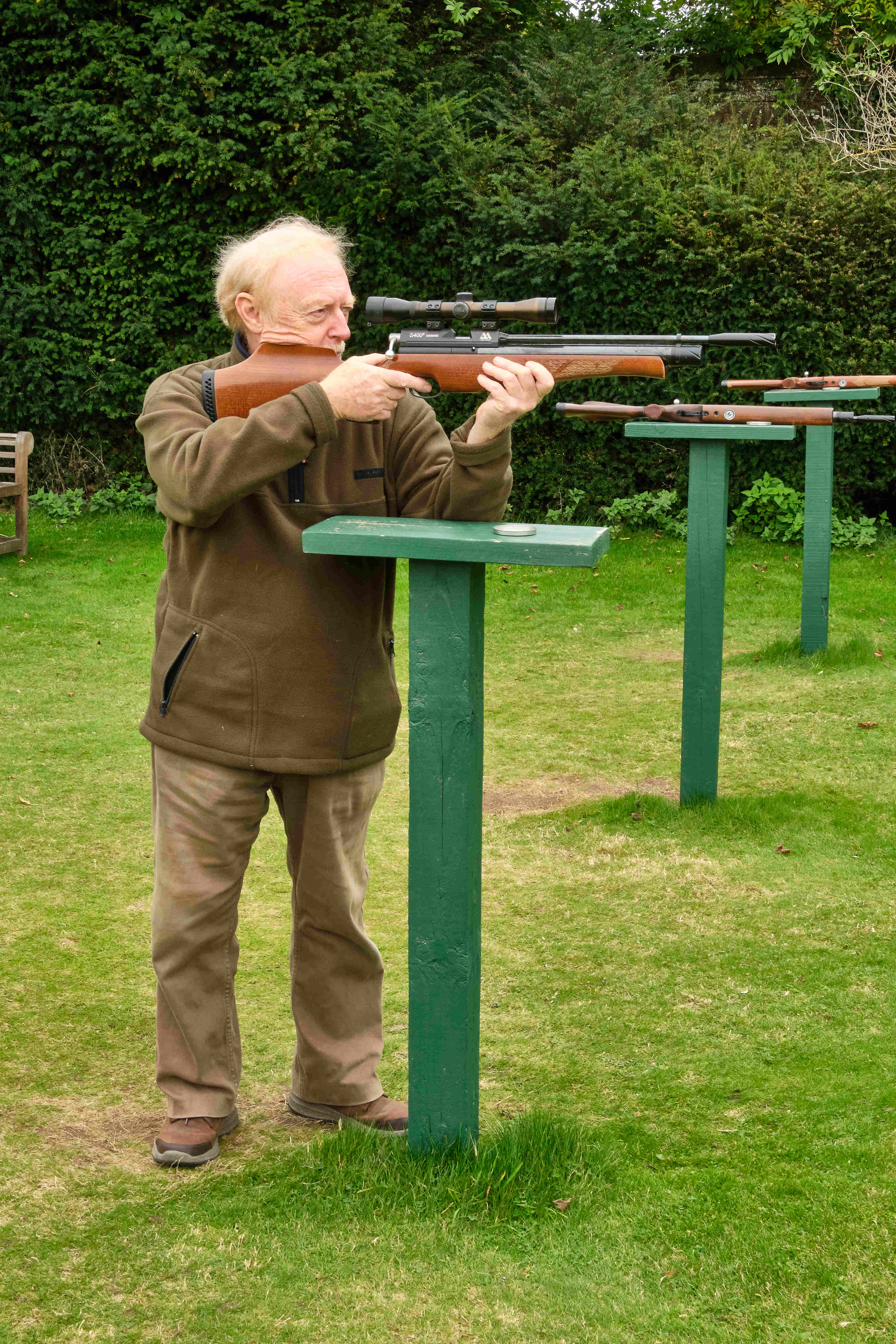 Tom Shooting